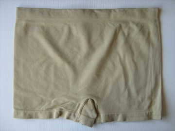 M&B B6027 dames boxer lichtbeige – detail van stevige microfiber stof