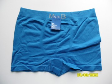 Vooraanzicht van M&B B3152 naadloze boxershort in blauw met aansluitende pasvorm