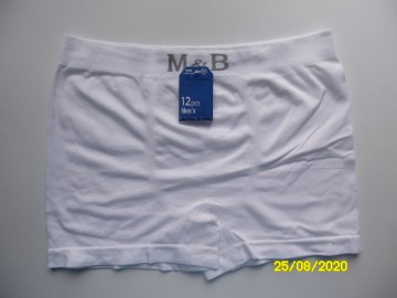Vooraanzicht van M&B B3152 naadloze boxershort in wit met aansluitende pasvorm