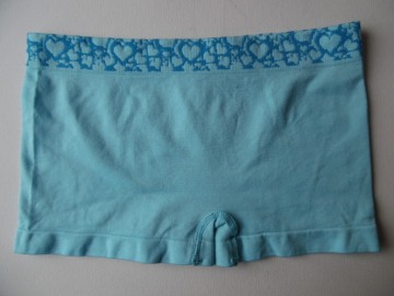 Medium hoge dames boxer Sweet Angel XG2047 lichtblauw – achterkant.