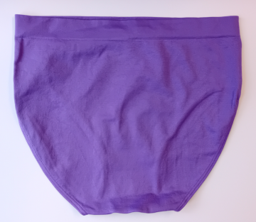 Naadloze dames slip M&B B6001 paars – stijlvolle en functionele basislaag