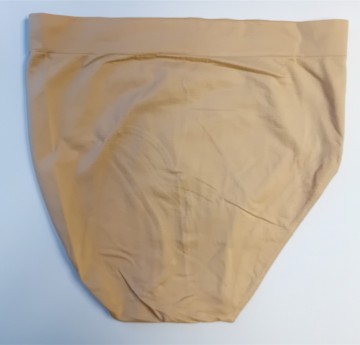 Hoog model dames slip licht beige – M&B B6002 met comfortabele pasvorm