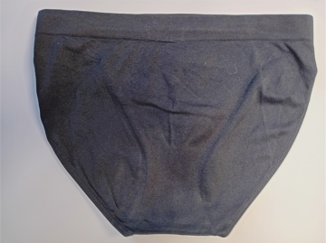 STV S8000 dames slip zwart – detail van zachte microfiber stof